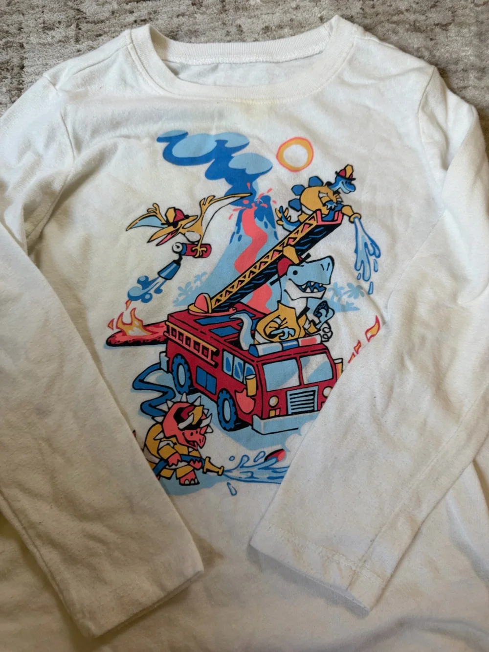 5T boys lot of 5 shirts - old navy cat and jack